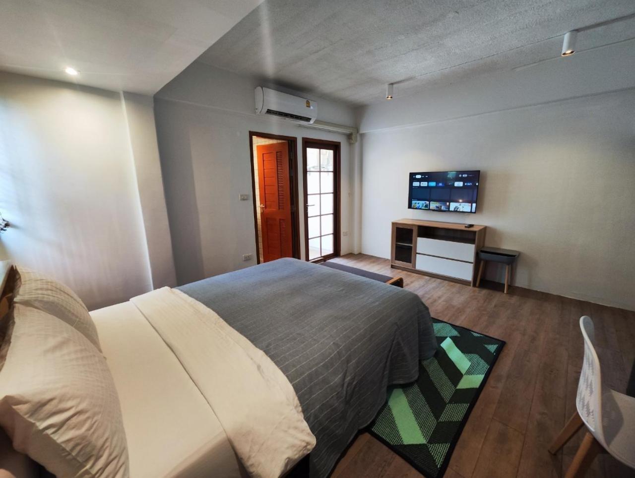 Suneta Hostel Chiangmai Chiang Mai Zewnętrze zdjęcie