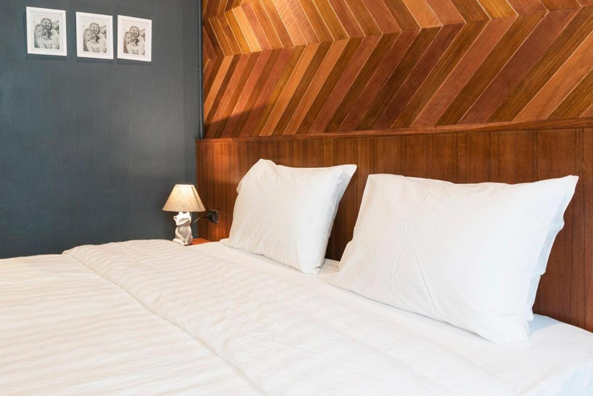 Suneta Hostel Chiangmai Chiang Mai Zewnętrze zdjęcie