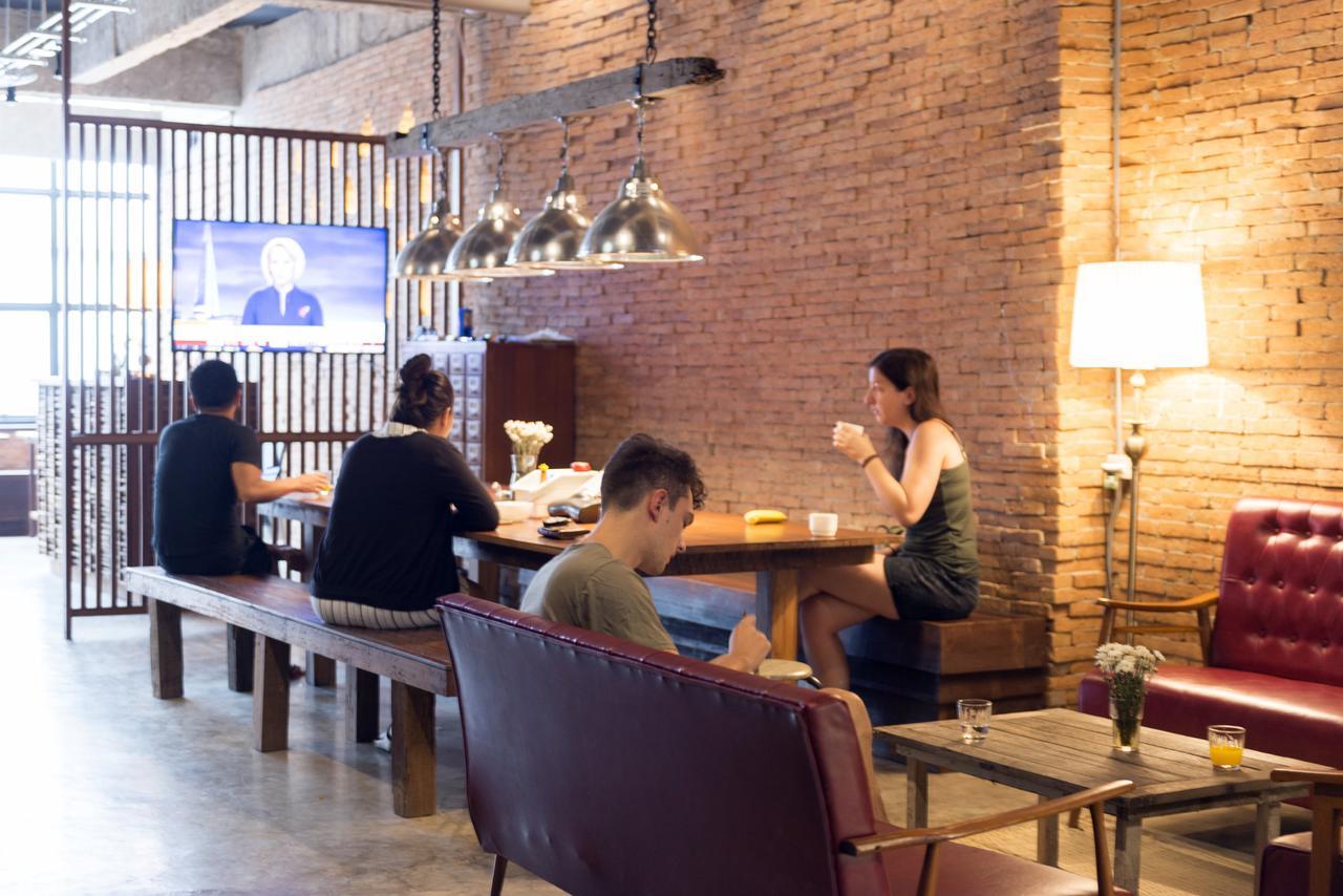 Suneta Hostel Chiangmai Chiang Mai Zewnętrze zdjęcie
