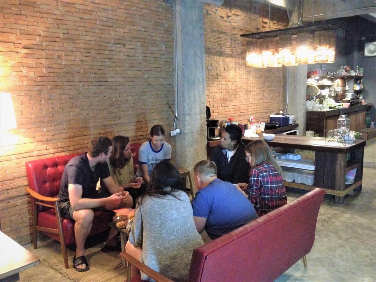 Suneta Hostel Chiangmai Chiang Mai Zewnętrze zdjęcie