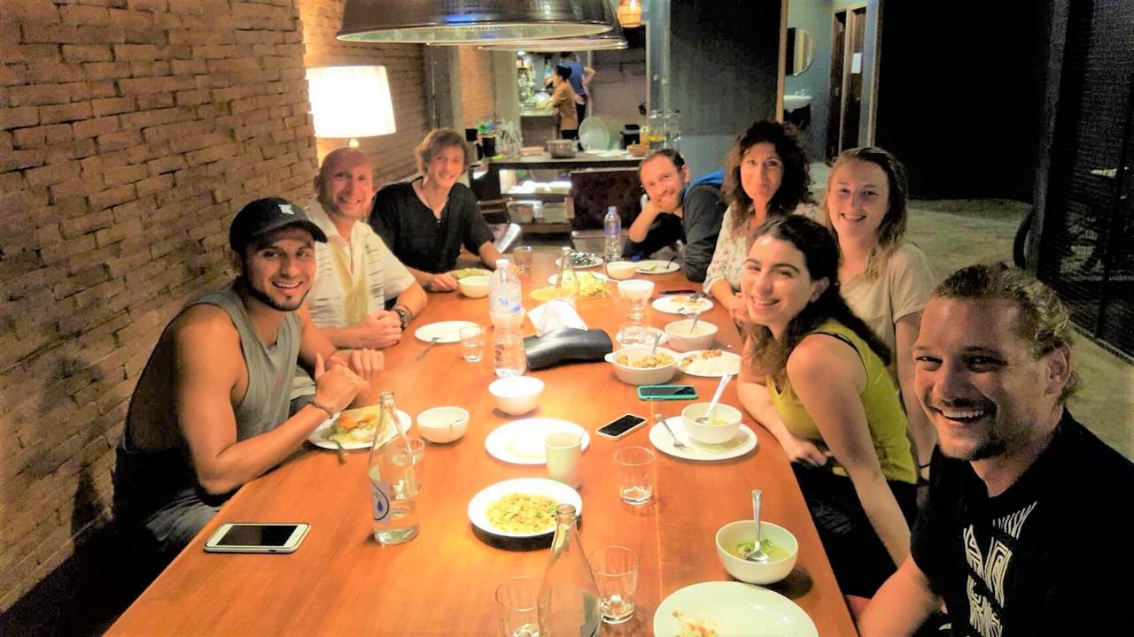 Suneta Hostel Chiangmai Chiang Mai Zewnętrze zdjęcie